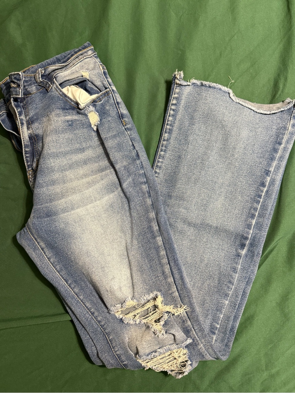SHEIN Light Blue Distressed Wide-Leg Jeans